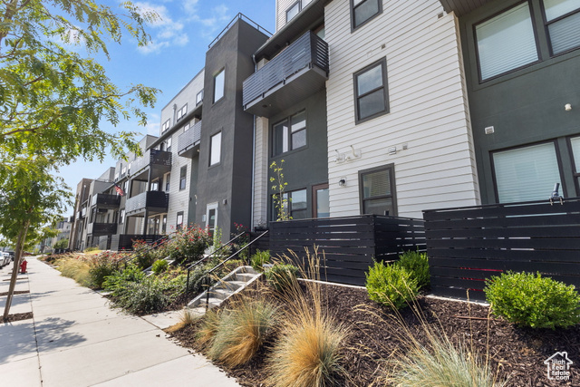 5227 W REVENTON DR #105, South Jordan UT 84009