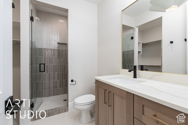 Photo 44 for MLS #2108249 at 2715 E Moorland Dr