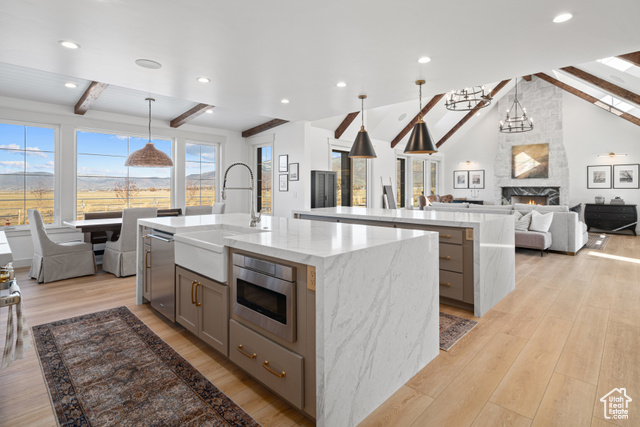 Photo 8 for MLS #2108275 at 937 Hart Loop