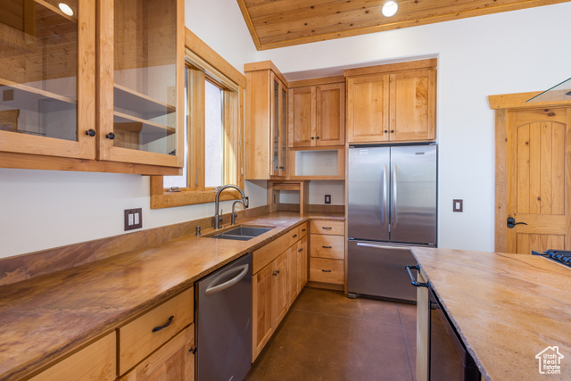 Photo 16 for MLS #2108277 at 4123 E Heather Ln