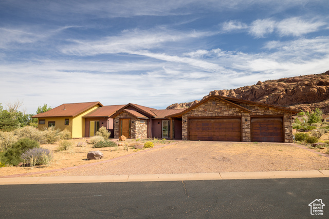 Photo 2 for MLS #2108277 at 4123 E Heather Ln
