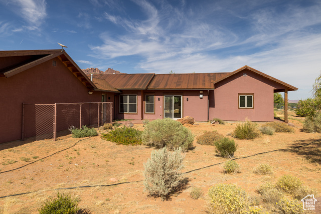 Photo 7 for MLS #2108277 at 4123 E Heather Ln