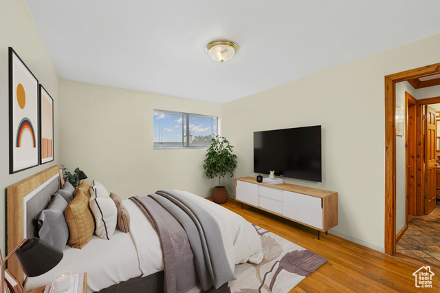 Photo 9 for MLS #2108280 at 3640 E Aurora Cir