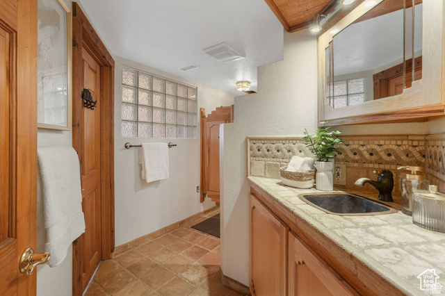 Photo 29 for MLS #2108280 at 3640 E Aurora Cir