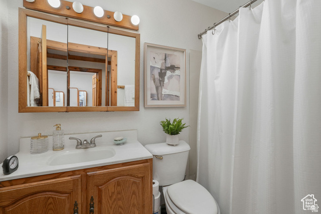 Photo 13 for MLS #2108280 at 3640 E Aurora Cir
