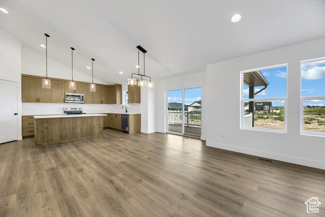 Photo 37 for MLS #2108281 at 3627 W 2750 South