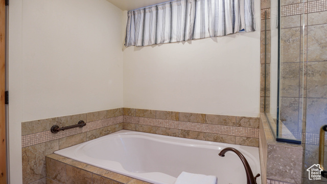 Photo 24 for MLS #2108292 at 1456 W Newpark Blvd #213
