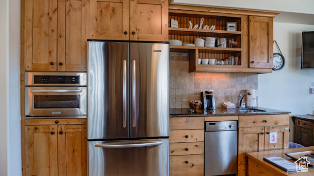 Photo 29 for MLS #2108292 at 1456 W Newpark Blvd #213