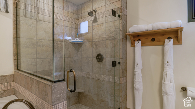 Photo 23 for MLS #2108292 at 1456 W Newpark Blvd #213