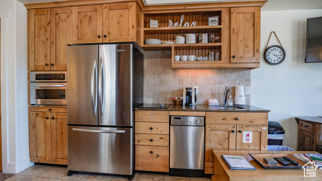 Photo 30 for MLS #2108292 at 1456 W Newpark Blvd #213