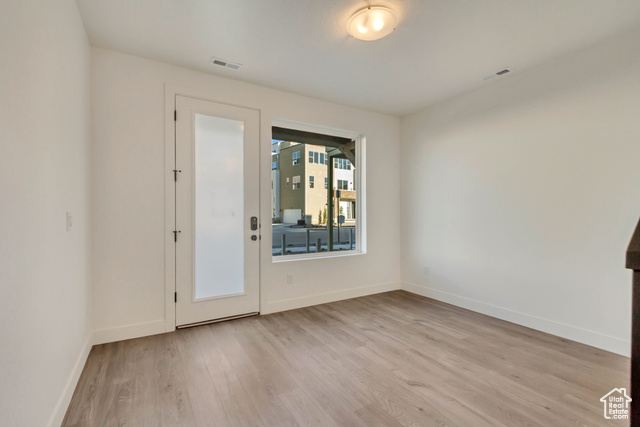 Photo 13 for MLS #2108297 at 11001 S Freestone Rd #112
