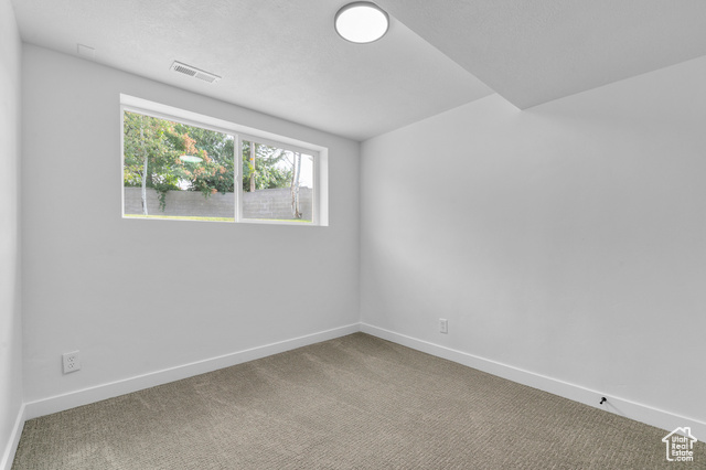 Photo 16 for MLS #2108306 at 920 E Violet Dr