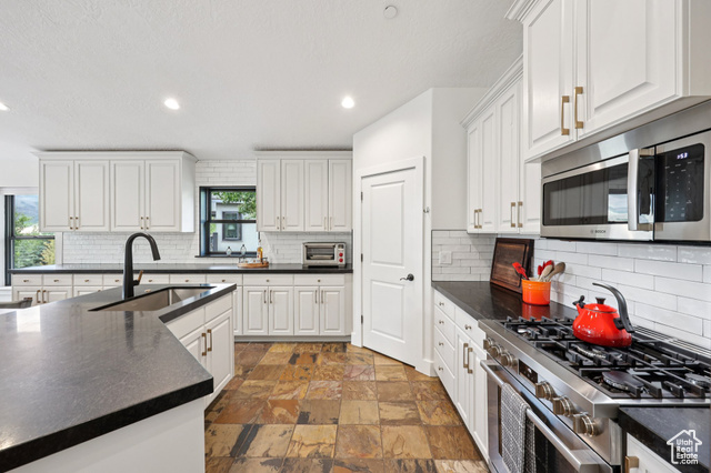 Photo 11 for MLS #2108315 at 12472 Ross Creek Dr