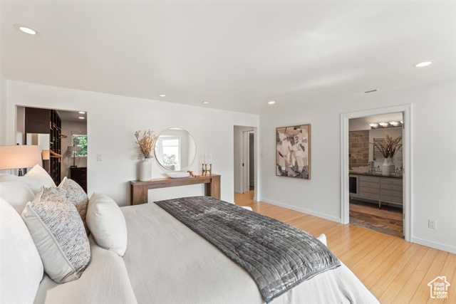 Photo 19 for MLS #2108320 at 938 N Terrace Hills Dr