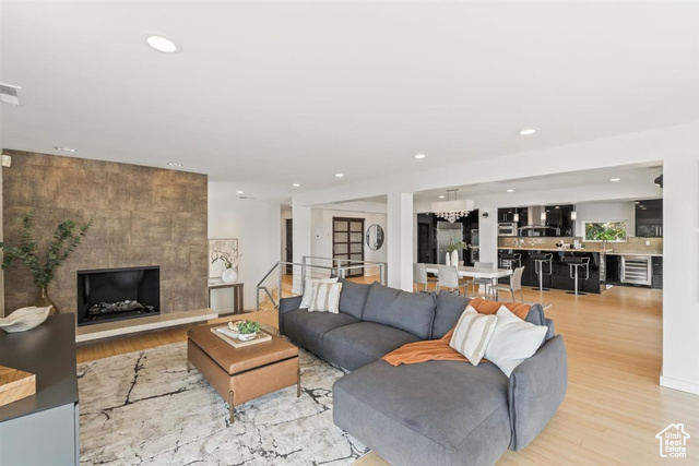 Photo 7 for MLS #2108320 at 938 N Terrace Hills Dr