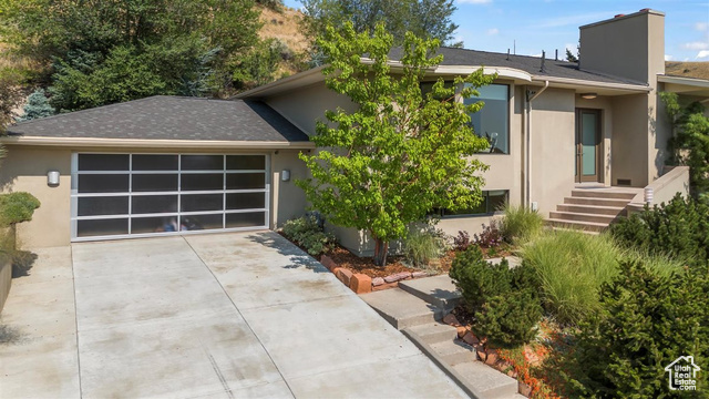 Photo 4 for MLS #2108320 at 938 N Terrace Hills Dr