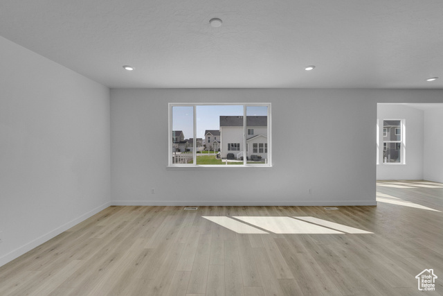 Photo 7 for MLS #2108329 at 1192 N Horseshoe Way #505