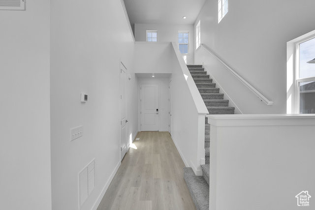 Photo 3 for MLS #2108329 at 1192 N Horseshoe Way #505