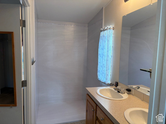 Photo 16 for MLS #2108343 at 3061 Edgement Dr #250