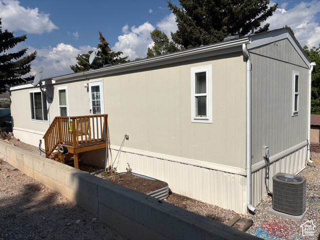 Photo 4 for MLS #2108343 at 3061 Edgement Dr #250