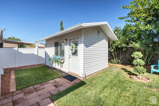Photo 32 for MLS #2108346 at 2990 E Riverside Dr #173