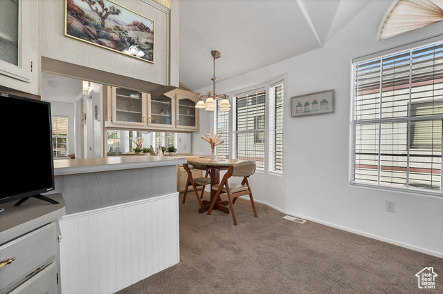 Photo 11 for MLS #2108346 at 2990 E Riverside Dr #173