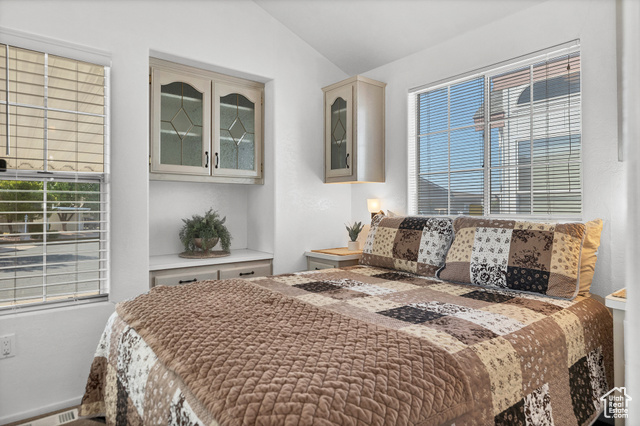 Photo 13 for MLS #2108346 at 2990 E Riverside Dr #173