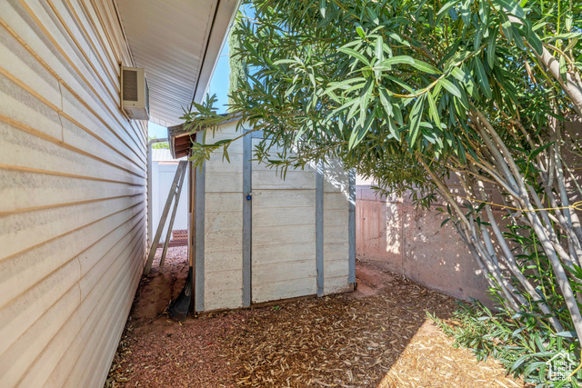 Photo 28 for MLS #2108346 at 2990 E Riverside Dr #173