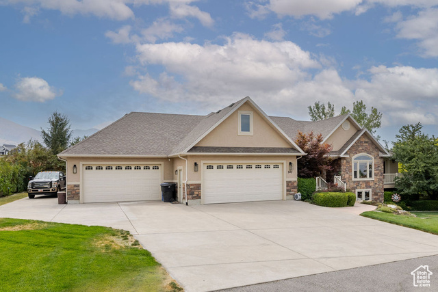 Photo 3 for MLS #2108347 at 940 E Canyon Rd