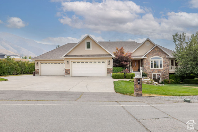 Photo 2 for MLS #2108347 at 940 E Canyon Rd