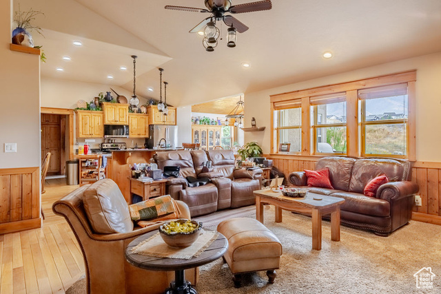 Photo 5 for MLS #2108347 at 940 E Canyon Rd