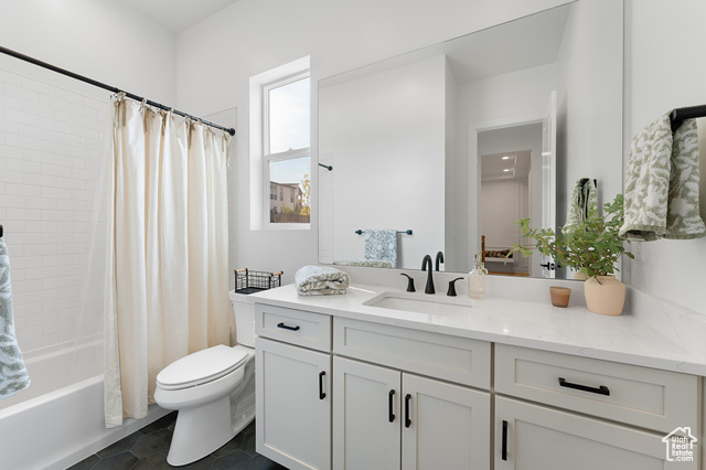 Photo 20 for MLS #2108350 at 5662 N Valley View Rd