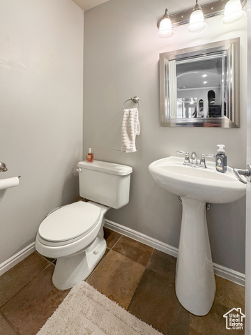 Photo 13 for MLS #2108360 at 2463 S 1375 West