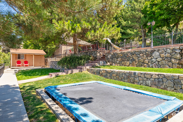 Photo 65 for MLS #2108363 at 4093 Imperial Way