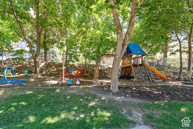 Photo 64 for MLS #2108363 at 4093 Imperial Way