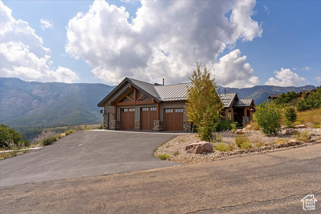 Photo 2 for MLS #2108373 at 2314 E 6825 North