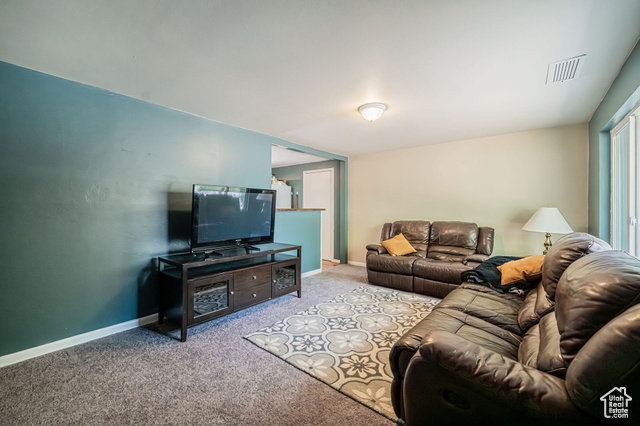 Photo 4 for MLS #2108375 at 1243 Hudson St