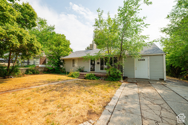 Photo 3 for MLS #2108375 at 1243 Hudson St