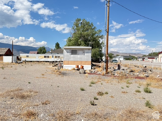 Photo 4 for MLS #2108388 at 145 N Center St