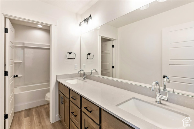 Photo 14 for MLS #2108397 at 2325 E Morning Glory Way