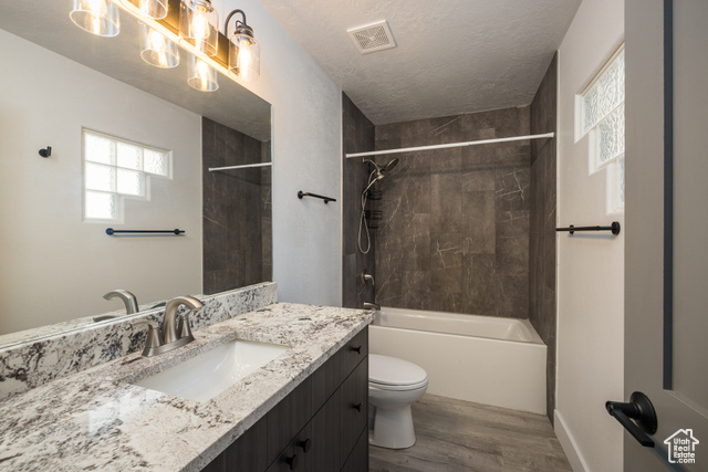 Photo 19 for MLS #2108403 at 329 E Pueblo Ct