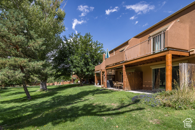 Photo 31 for MLS #2108403 at 329 E Pueblo Ct