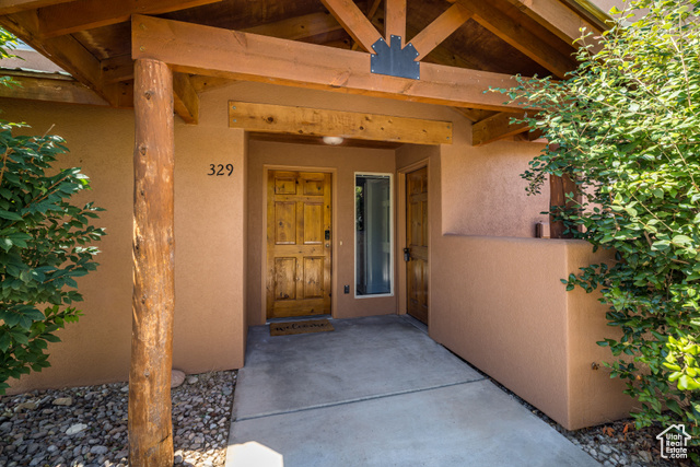 Photo 2 for MLS #2108403 at 329 E Pueblo Ct