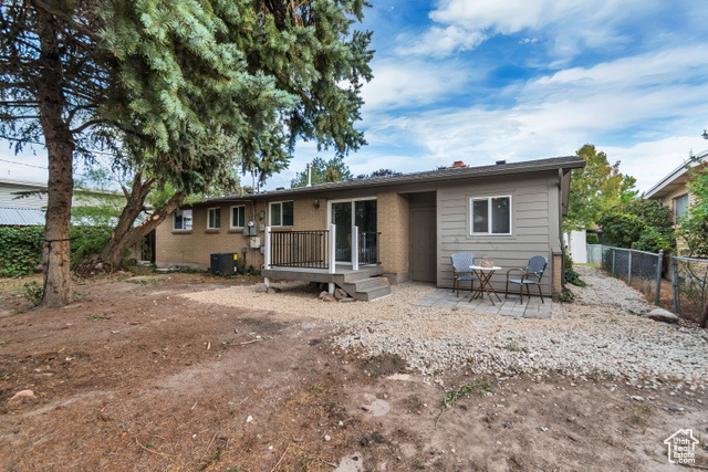 Photo 17 for MLS #2108406 at 3308 W 4060 South