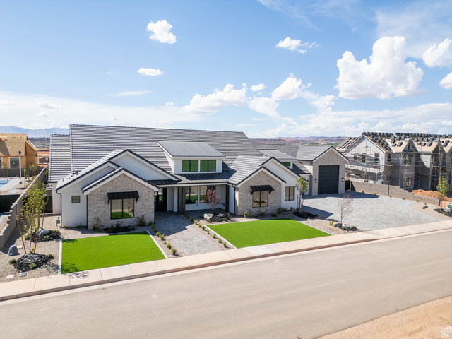 2726 S 240 W
                     MLS #2108407