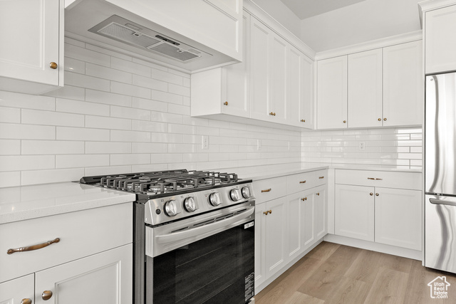 Photo 17 for MLS #2108431 at 2941 E Alderann St
