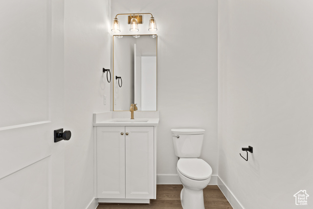 Photo 8 for MLS #2108432 at 2914 E Alderann St
