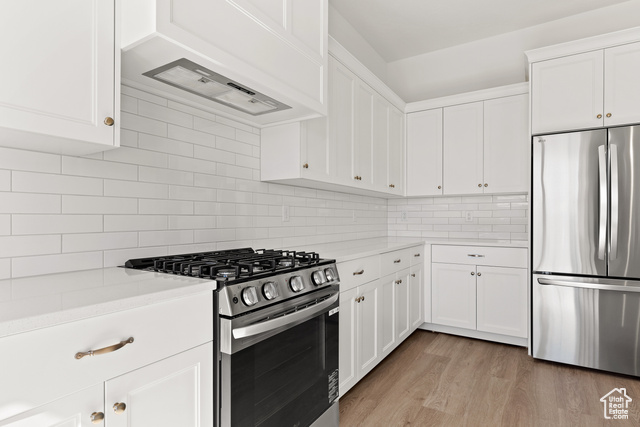 Photo 13 for MLS #2108432 at 2914 E Alderann St