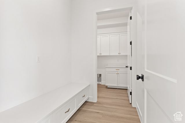 Photo 14 for MLS #2108432 at 2914 E Alderann St