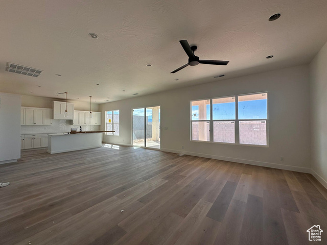 Photo 11 for MLS #2108433 at 6246 S Bespin Ln